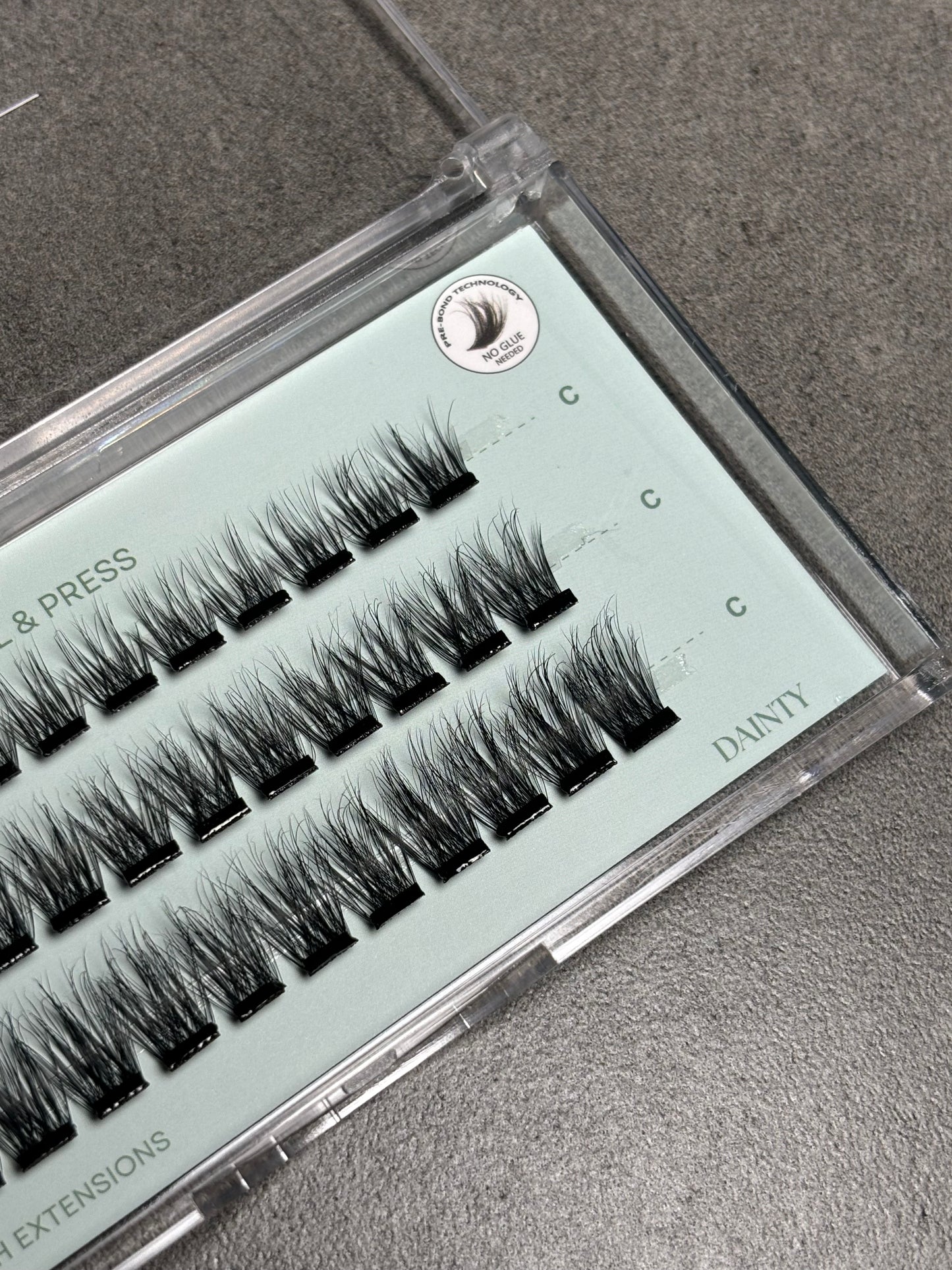 DAINTY (Classic Natural Lash)