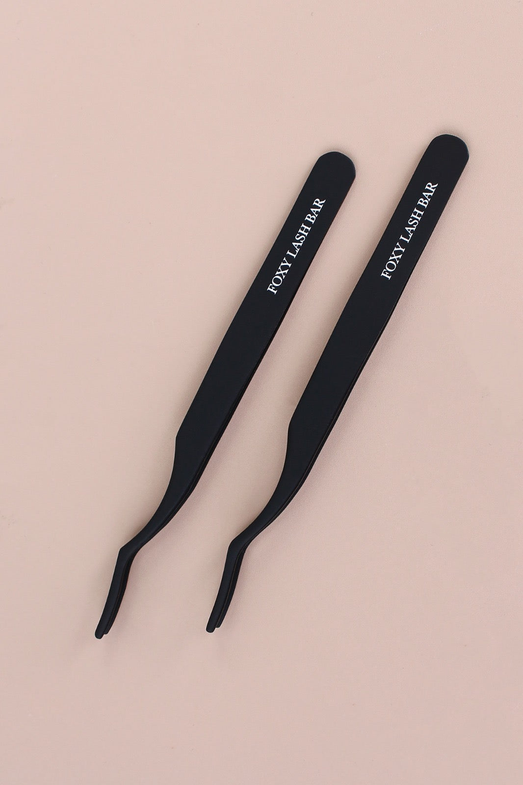 Non-Slip Lash Tweezers